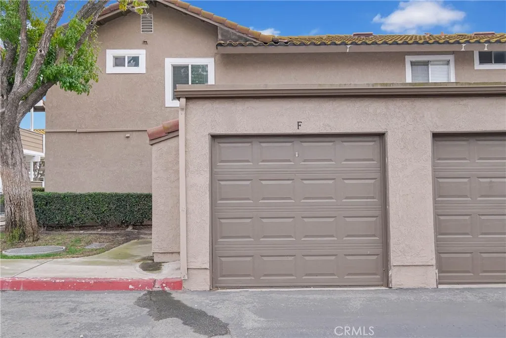 3639 Country Oaks Loop F, Ontario, California 91761 home-pic-24