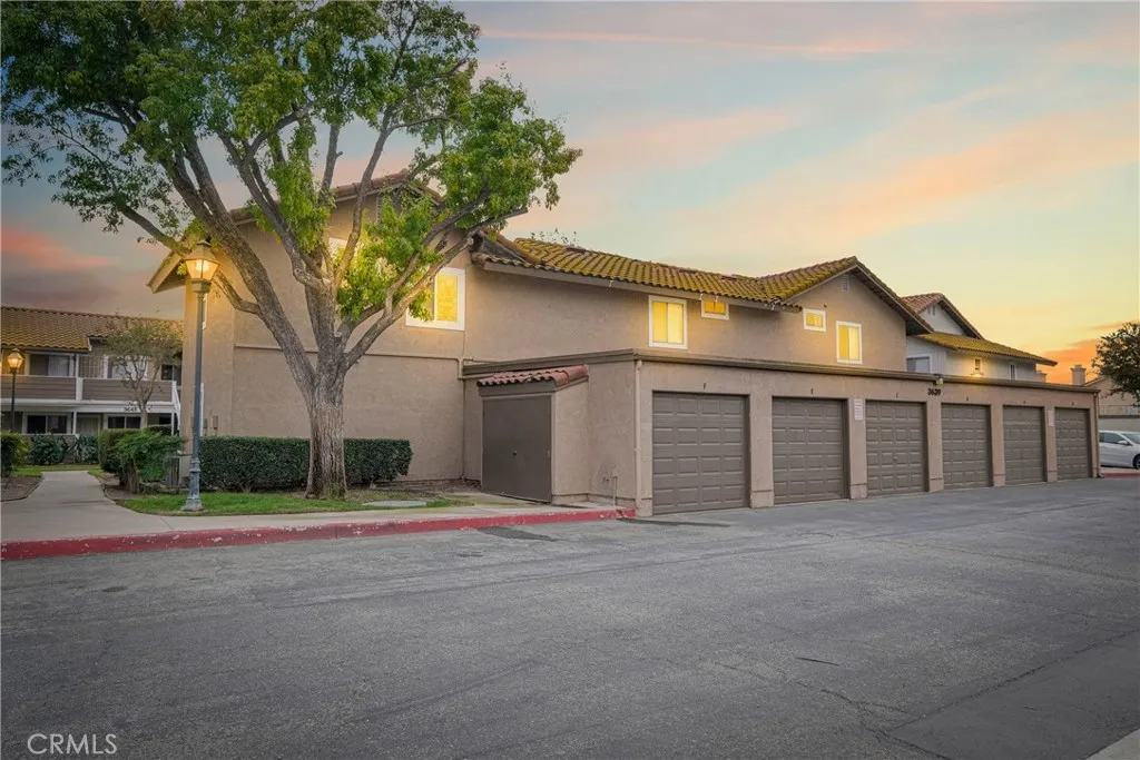 3639 Country Oaks Loop F, Ontario, California 91761 home-pic-25