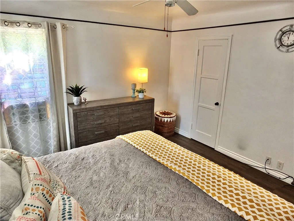 337 Lime, Long Beach, California 90802 home-pic-23