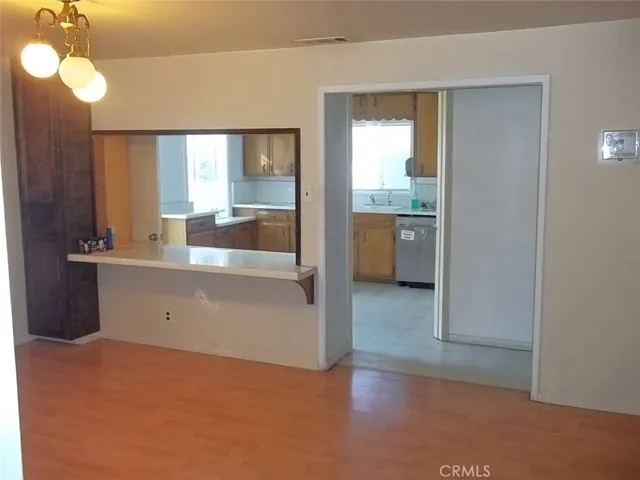 6552 Mitchell, Riverside, California 92505
