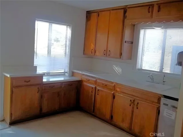 6552 Mitchell, Riverside, California 92505