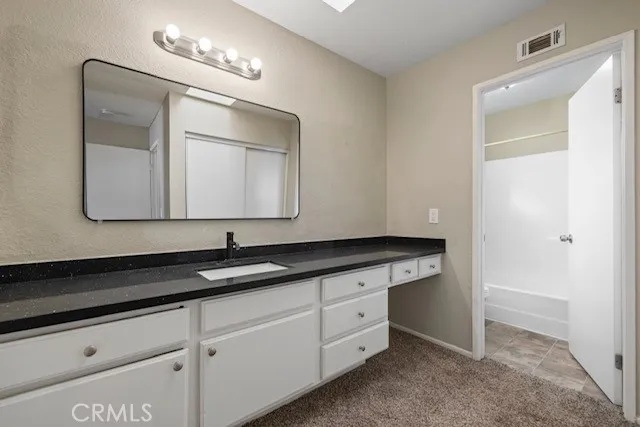 523 E Kettering, Lancaster, California 93535 home-pic-9