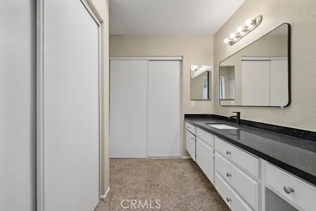 523 E Kettering, Lancaster, California 93535 home-pic-10