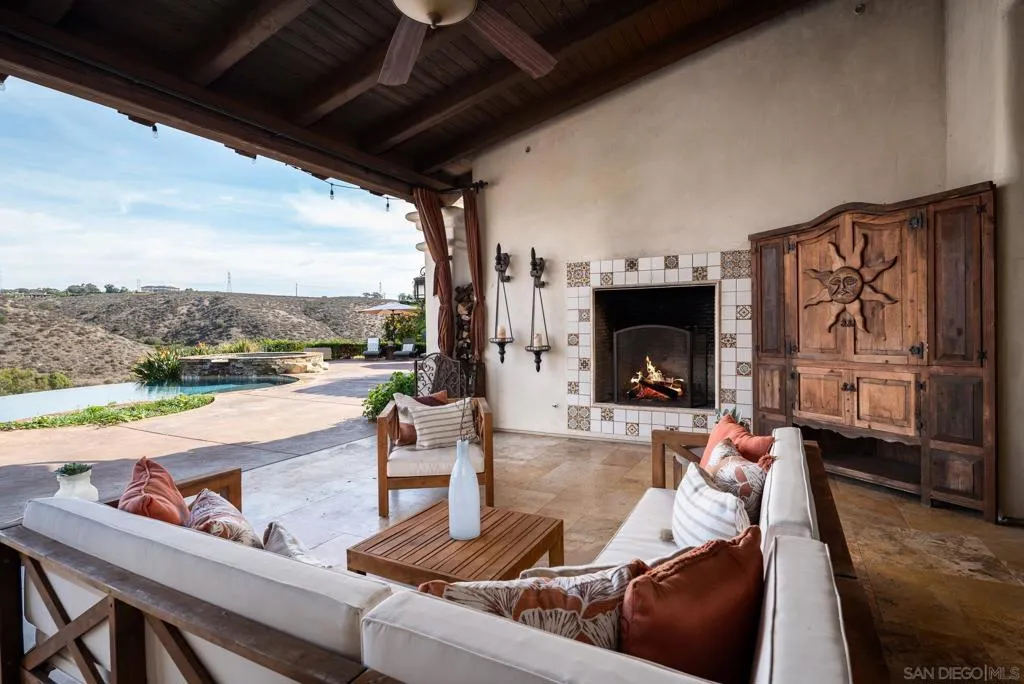 16531 Zumaque, Rancho Santa Fe, California 92067 home-pic-8