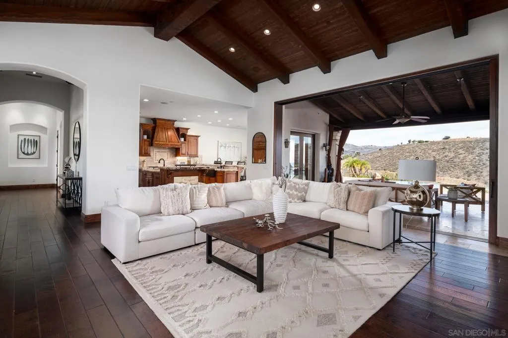16531 Zumaque, Rancho Santa Fe, California 92067 home-pic-6
