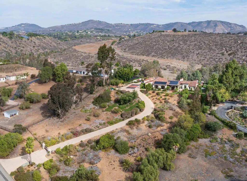 16531 Zumaque, Rancho Santa Fe, California 92067 home-pic-43