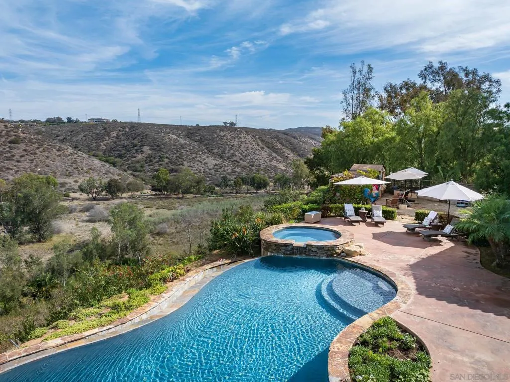 16531 Zumaque, Rancho Santa Fe, California 92067 home-pic-37