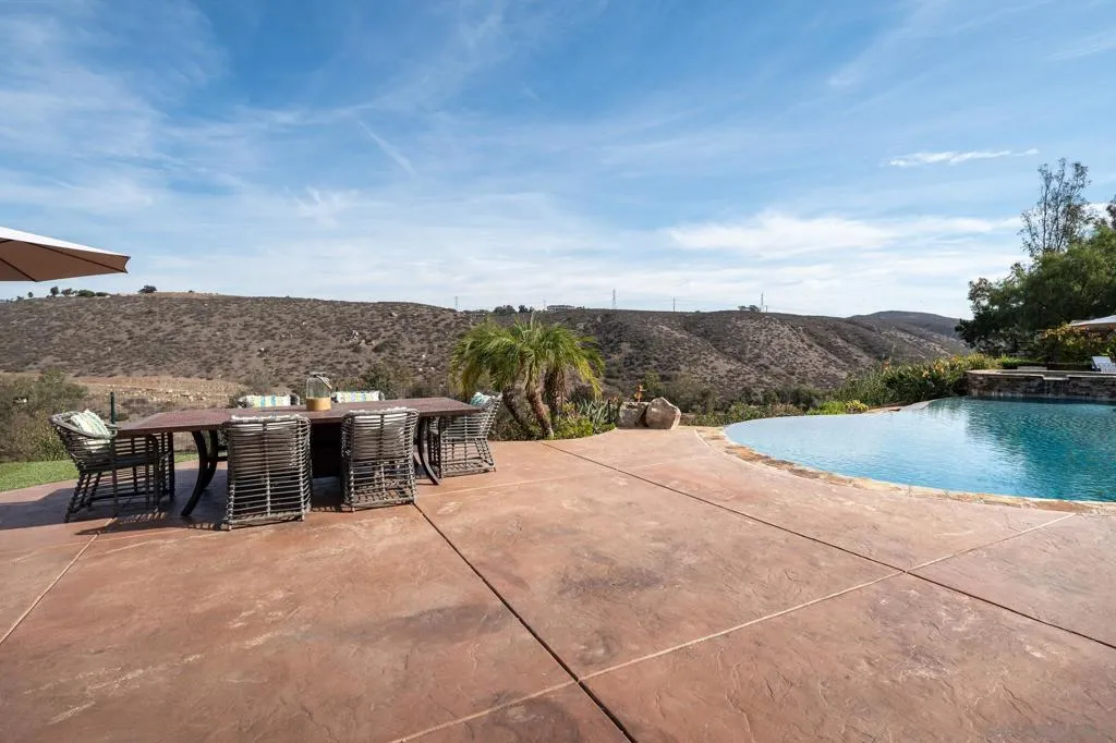 16531 Zumaque, Rancho Santa Fe, California 92067 home-pic-34