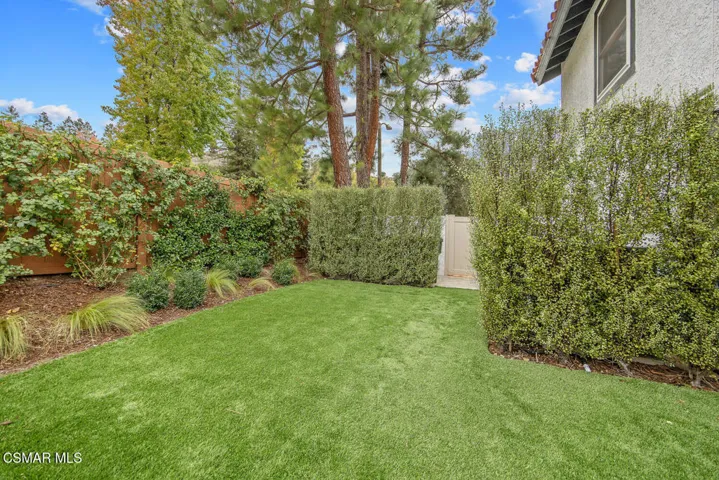 2116 Glastonbury Rd Westlake-large-055-0