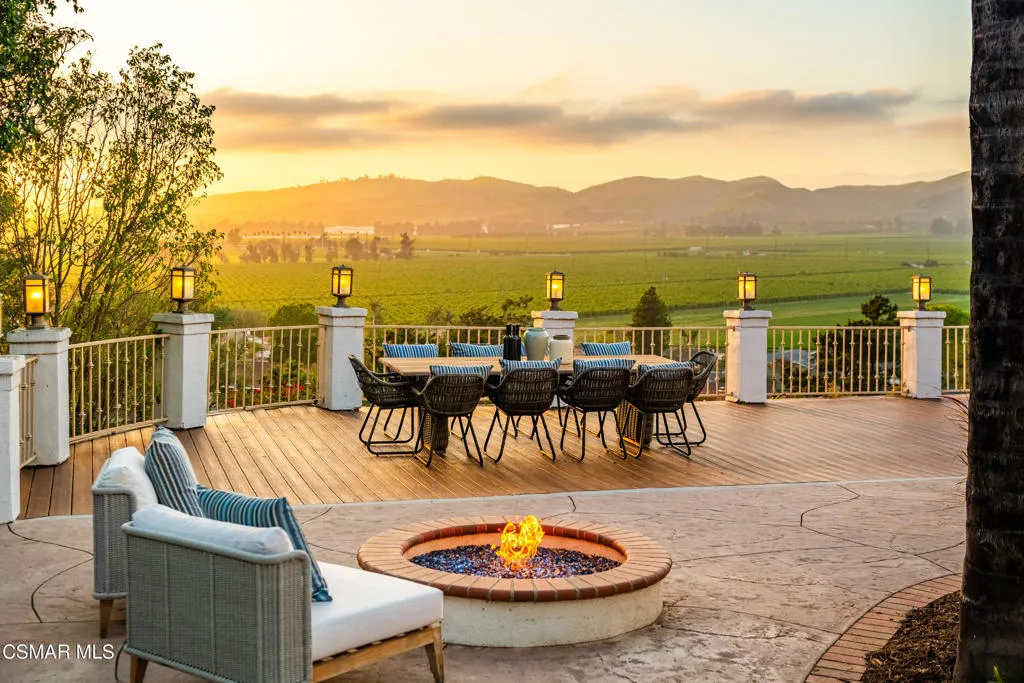 1074 Deseo Avenue, Camarillo, California 93010 home-pic-6