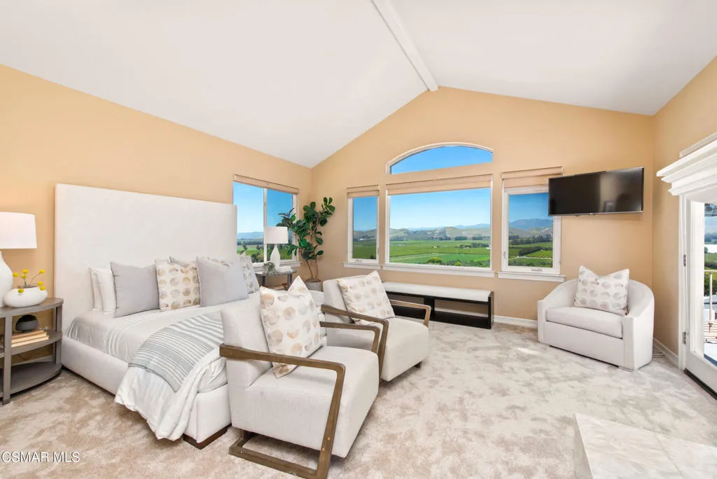 1074 Deseo Avenue, Camarillo, California 93010 home-pic-33