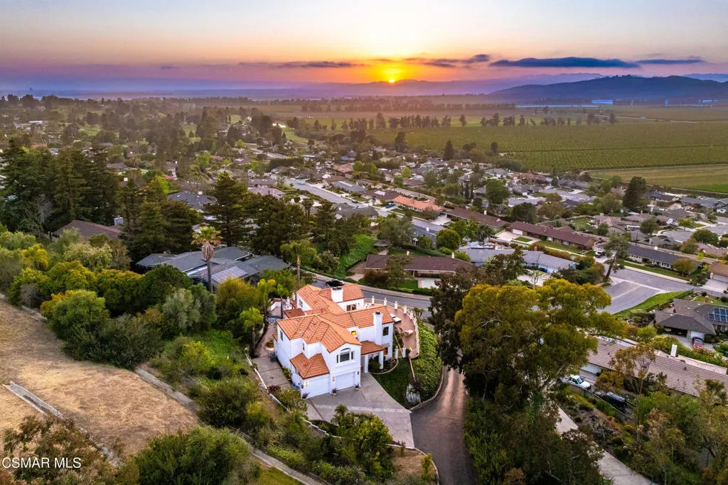 1074 Deseo Avenue, Camarillo, California 93010 home-pic-13