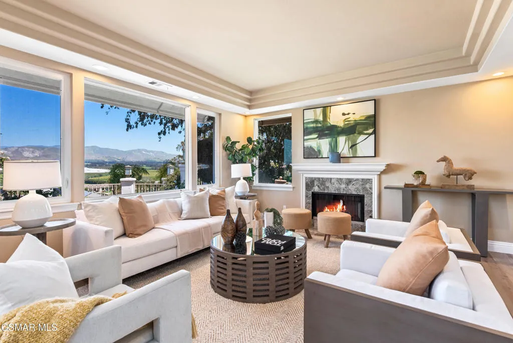 1074 Deseo Avenue, Camarillo, California 93010 home-pic-14