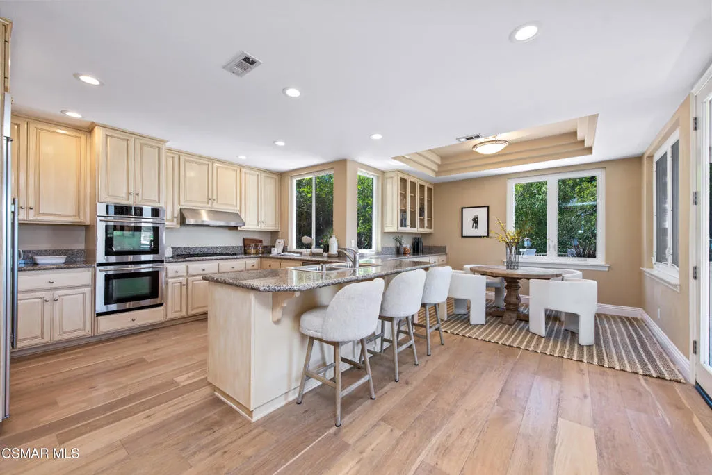 1074 Deseo Avenue, Camarillo, California 93010 home-pic-21