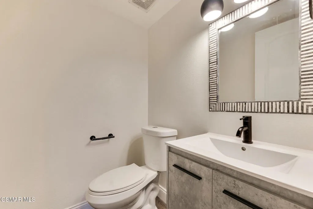 4939 Maytime Lane, Culver City, California 90230 home-pic-14