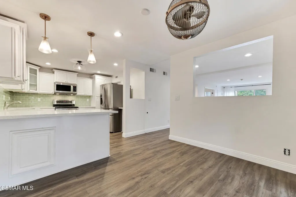 4939 Maytime Lane, Culver City, California 90230 home-pic-8