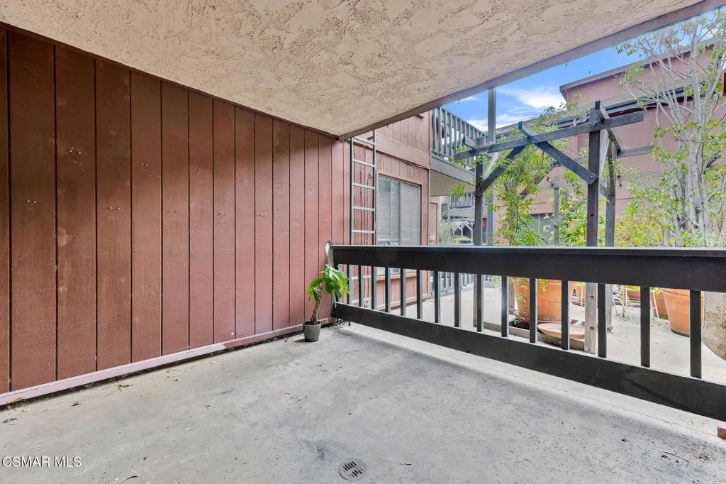 4939 Maytime Lane, Culver City, California 90230 home-pic-10