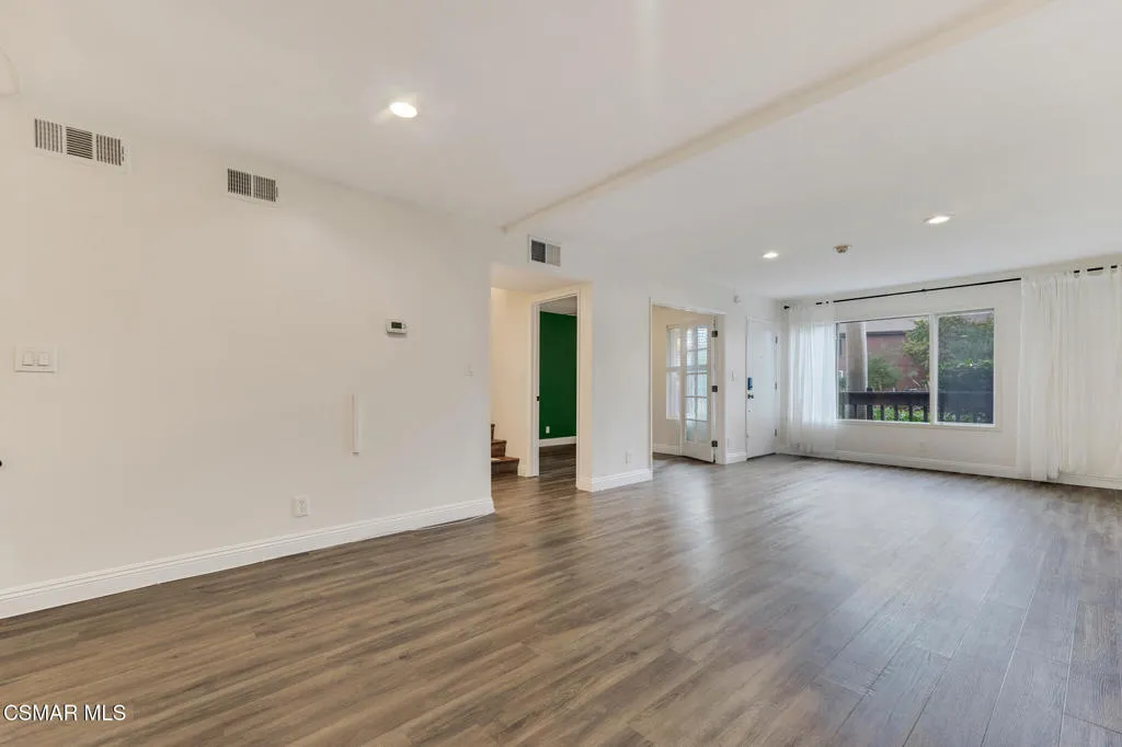 4939 Maytime Lane, Culver City, California 90230 home-pic-5