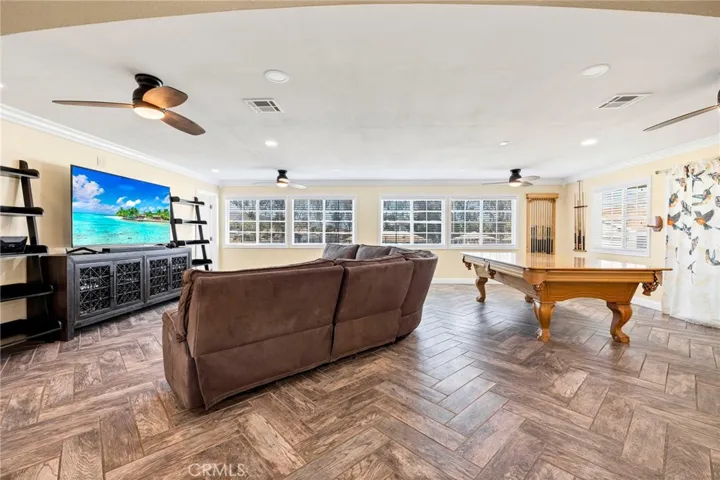 30245 Santa Fe, Hemet, California 92543