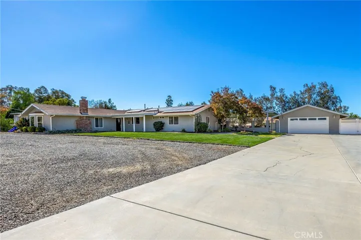 30245 Santa Fe, Hemet, California 92543
