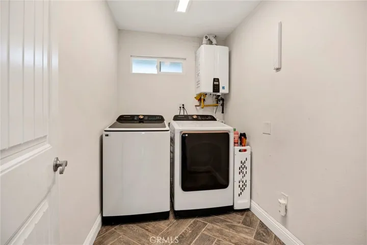 30245 Santa Fe, Hemet, California 92543
