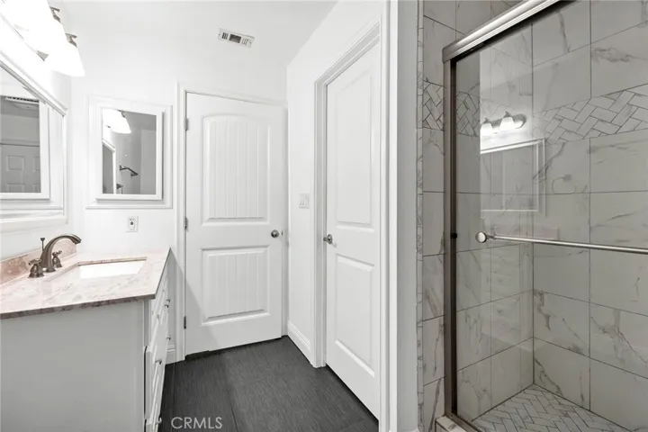 30245 Santa Fe, Hemet, California 92543