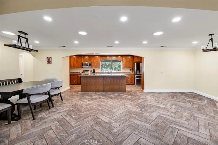 30245 Santa Fe, Hemet, California 92543