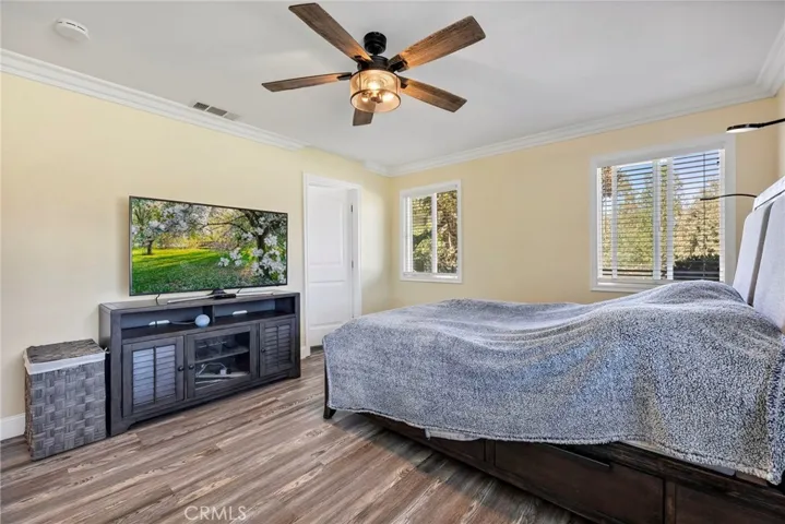 30245 Santa Fe, Hemet, California 92543
