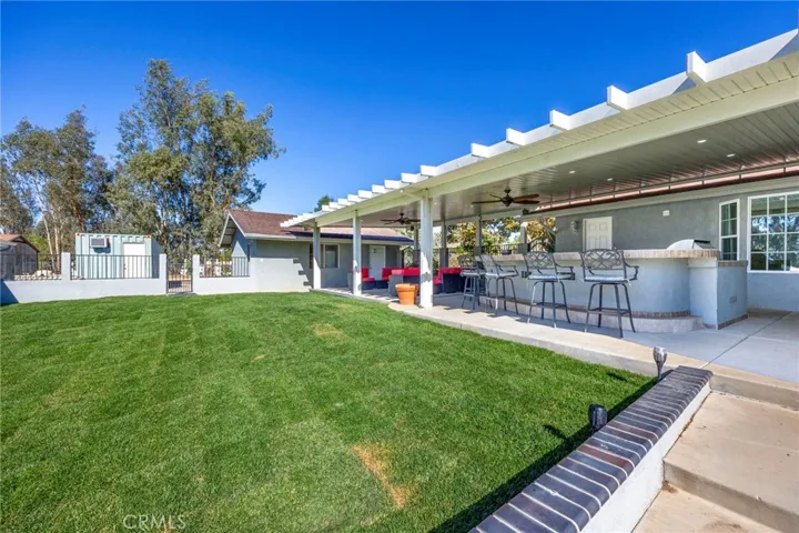 30245 Santa Fe, Hemet, California 92543