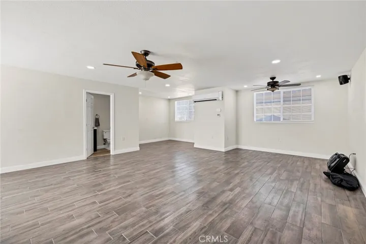 30245 Santa Fe, Hemet, California 92543