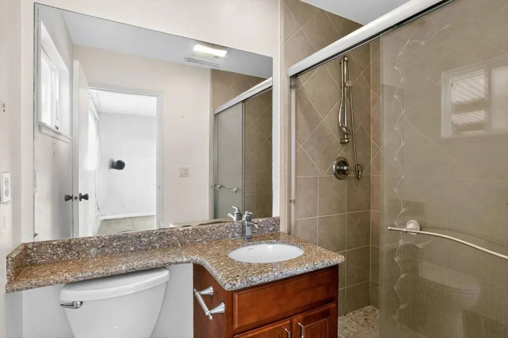 290 Zurich, Watsonville, California 95076 home-pic-22