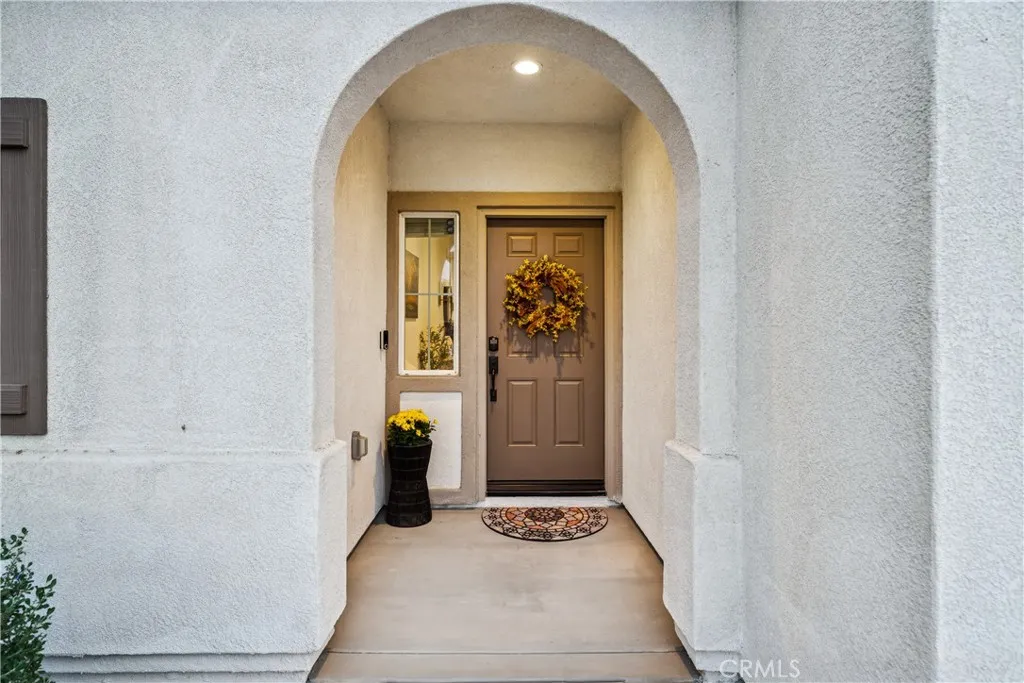 44229 Le Seine, Indio, California 92203 home-pic-3