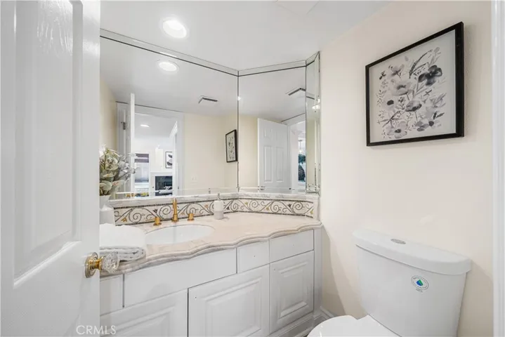 698 S Gentry, Anaheim Hills, California 92807