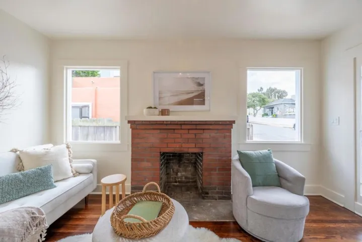 139 Carmel Avenue, Pacific Grove, California 93950