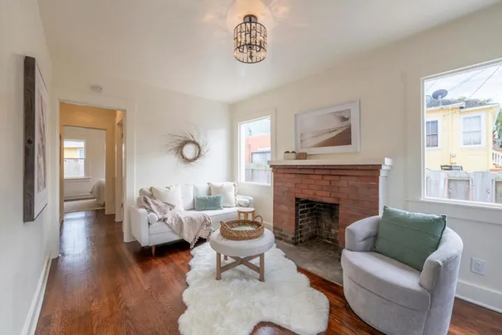 139 Carmel Avenue, Pacific Grove, California 93950