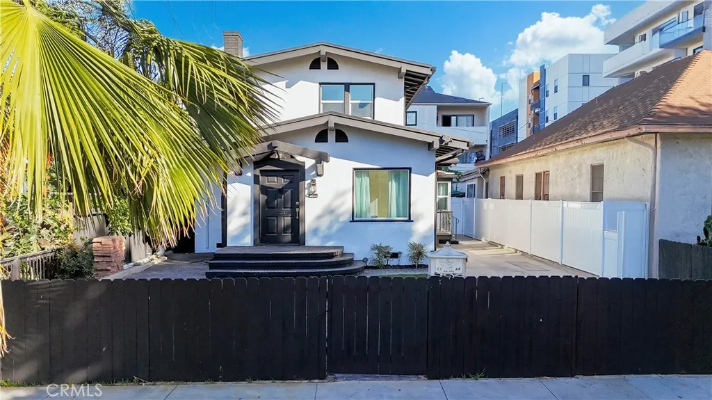 1148 Locust Avenue, Long Beach, California 90813 home-pic-30