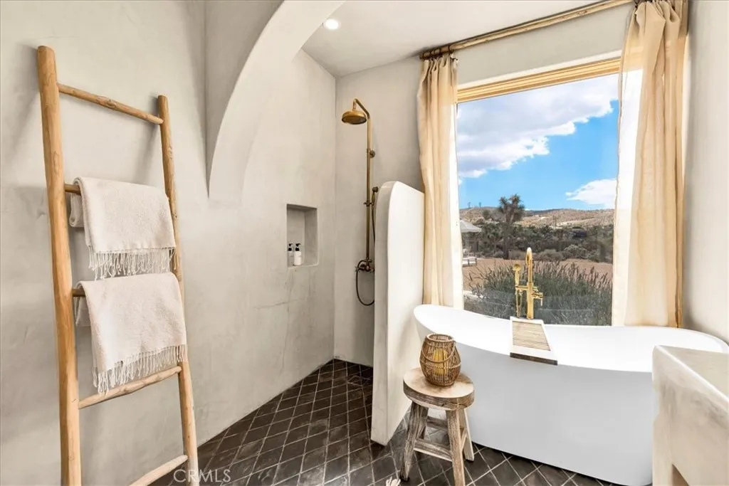 58247 Buena Vista Drive, Yucca Valley, California 92284 home-pic-44