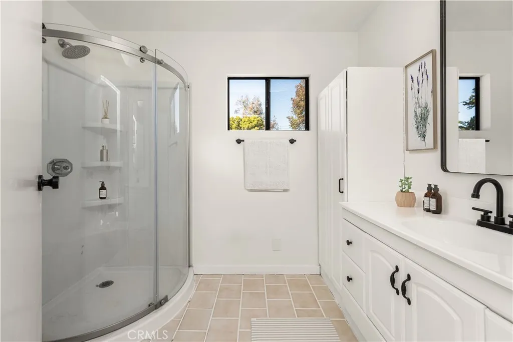 13809 Roseton Avenue, Norwalk, California 90650 home-pic-7