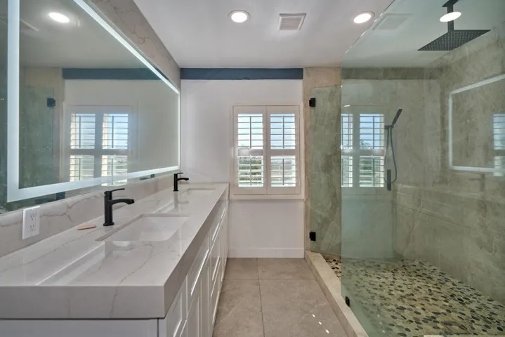 73300 Paradise Ave Desert Hot-large-055-