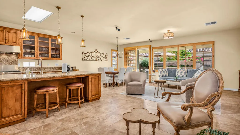 78643 Palm Tree Avenue, Palm Desert, California 92211 home-pic-0