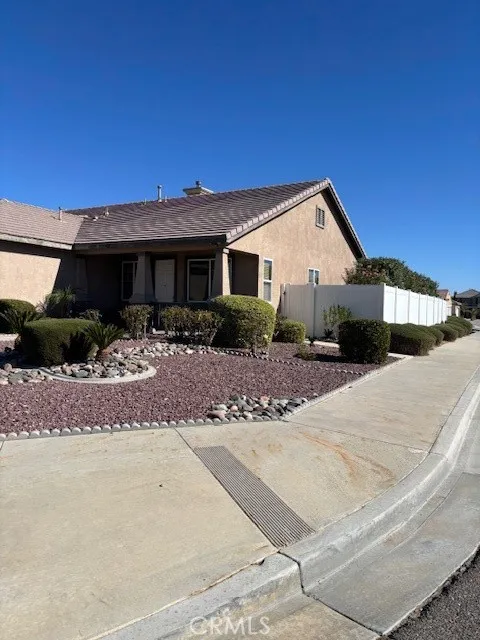 15587 Great Spirit Street, Victorville, California 92394 home-pic-2