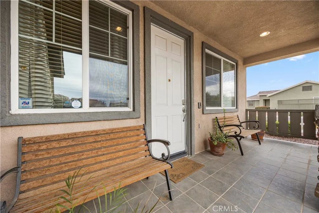 15587 Great Spirit Street, Victorville, California 92394 home-pic-52