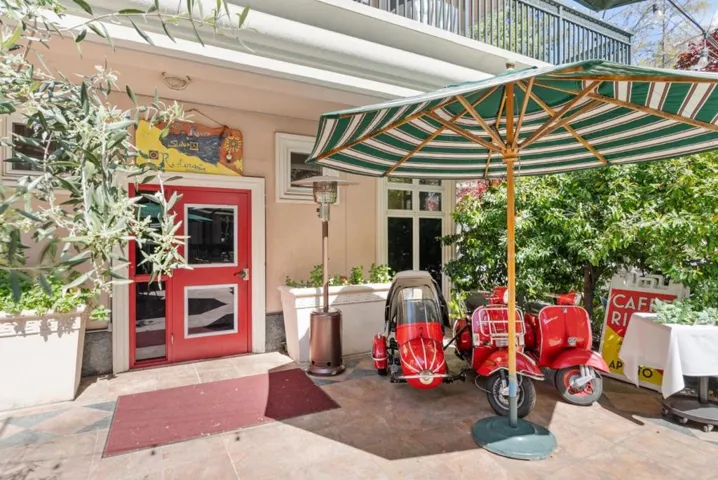 200 Sheridan Avenue 406, Palo Alto, California 94306