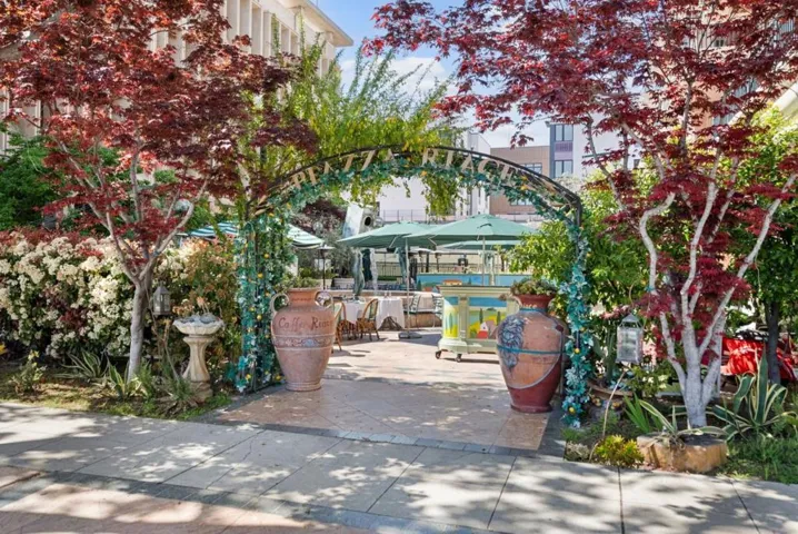200 Sheridan Avenue 406, Palo Alto, California 94306
