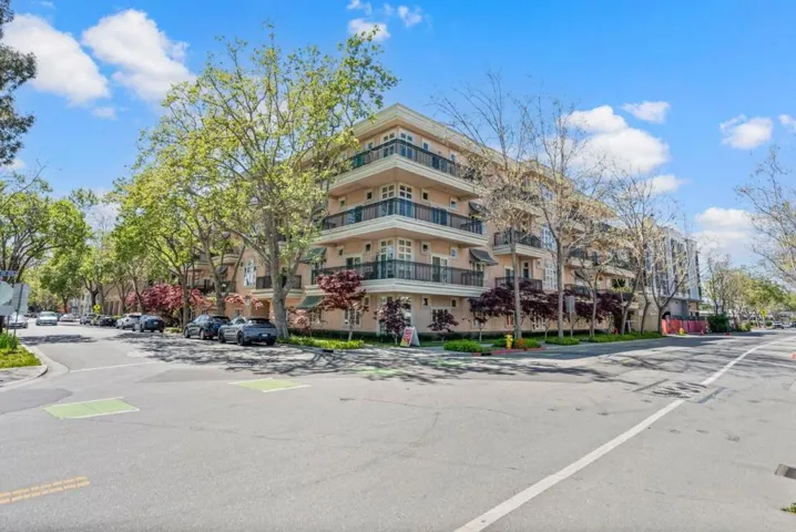 200 Sheridan Avenue 406, Palo Alto, California 94306