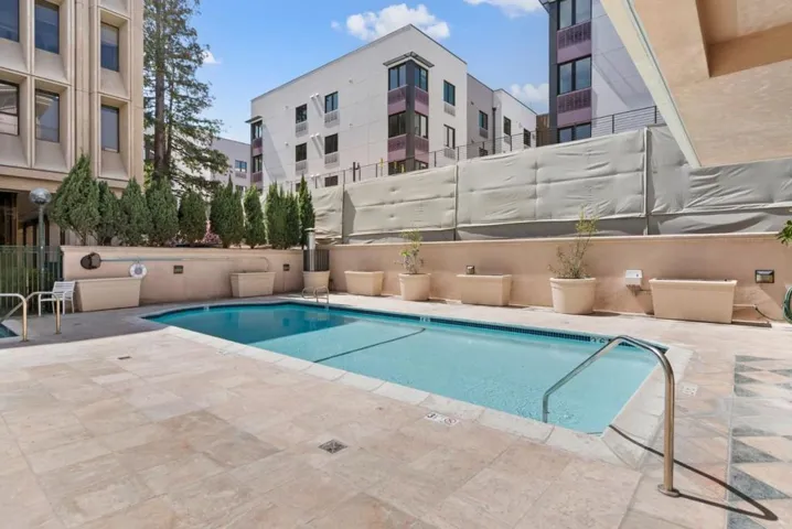 200 Sheridan Avenue 406, Palo Alto, California 94306