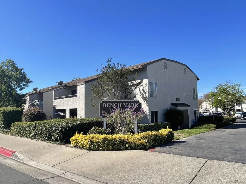 21921 Rimhurst Dr 130-g, Lake Forest, California 92630 home-pic-0