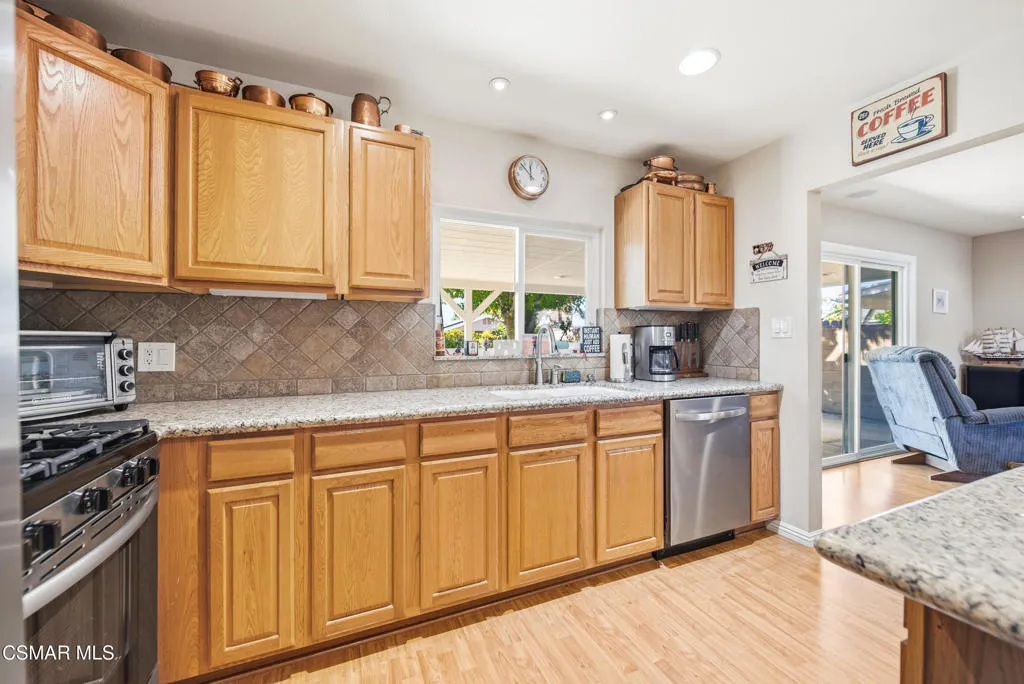2808 Beaver Avenue, Simi Valley, California 93065 home-pic-16