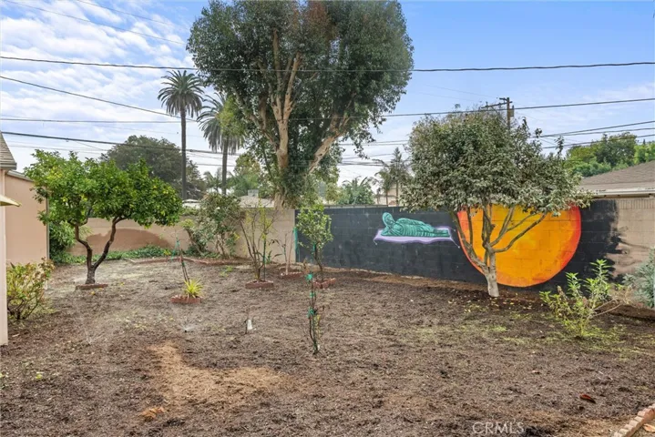 2692 San Francisco Avenue, Long Beach, California 90806