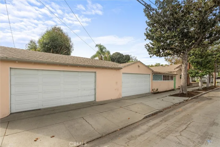 2692 San Francisco Avenue, Long Beach, California 90806